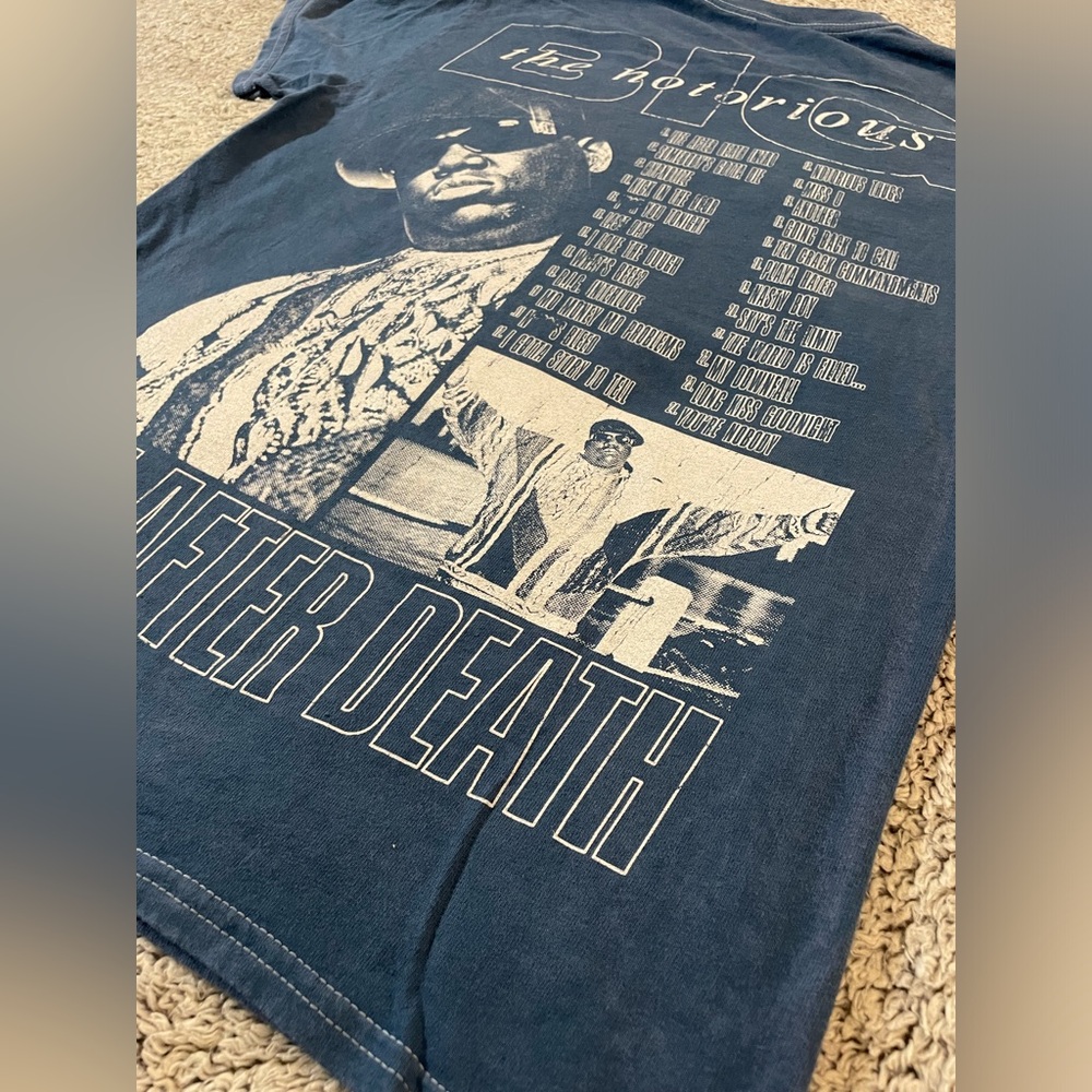**NEW**Licensed Notorious B.I.G. "Life After Death" Graphic T-shirt Small/Medium - Picture 5 of 8